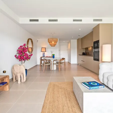 New Oceana Gardens 2 Bedrooms With Garden Rdr476 * Εστεπόνα